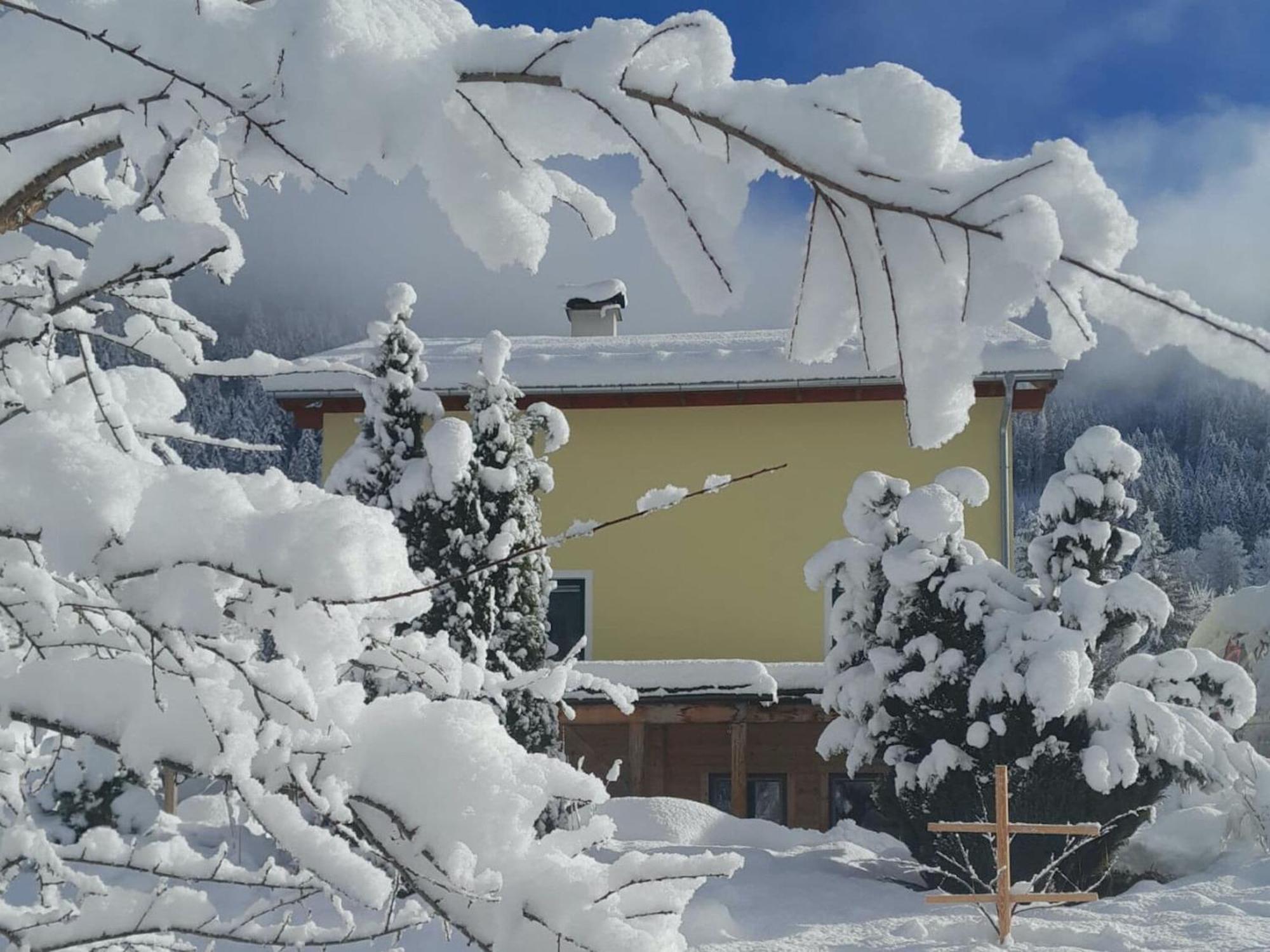 Fantastic Apartment With Terrace Untertauern Exterior photo